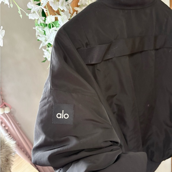 ALO Yoga It Girl Black Bomber Jacket - Picture 8 of 9